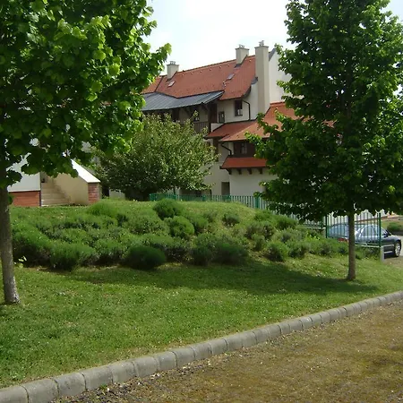 Arnyas Lakopark Appartamento